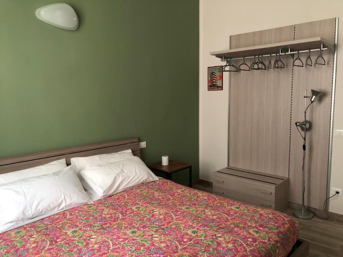 Triquetra Hotel Ferrara Bagian luar foto
