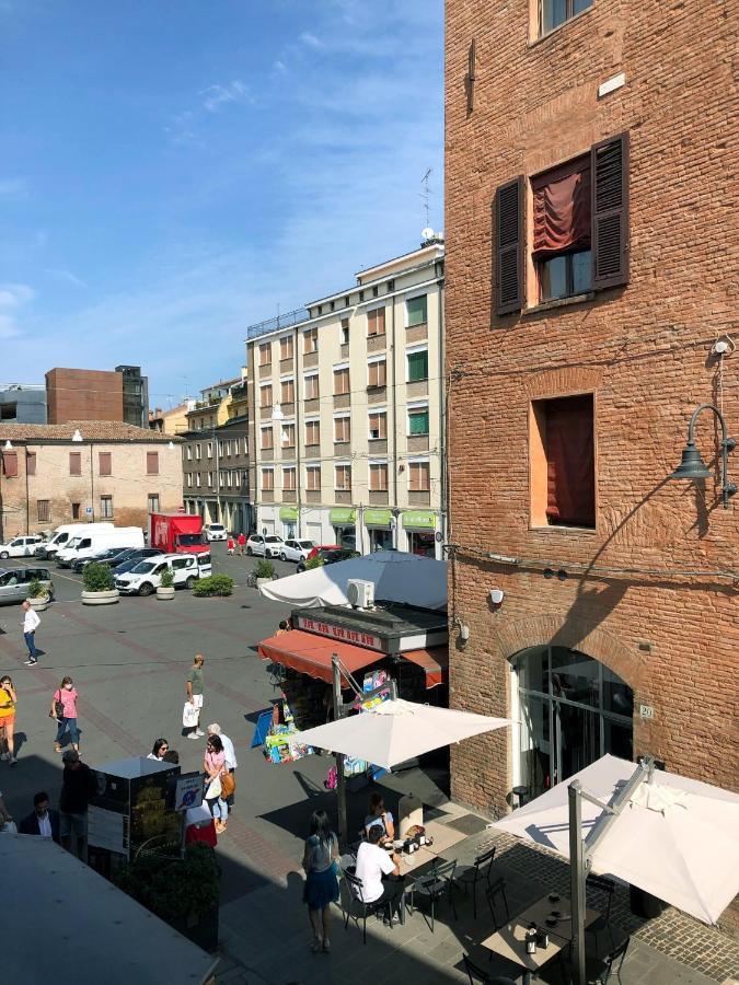 Triquetra Hotel Ferrara Bagian luar foto